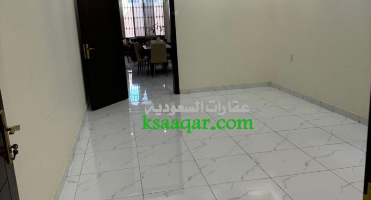 للايجار فيلا فاخره في جده حي الصالحيه