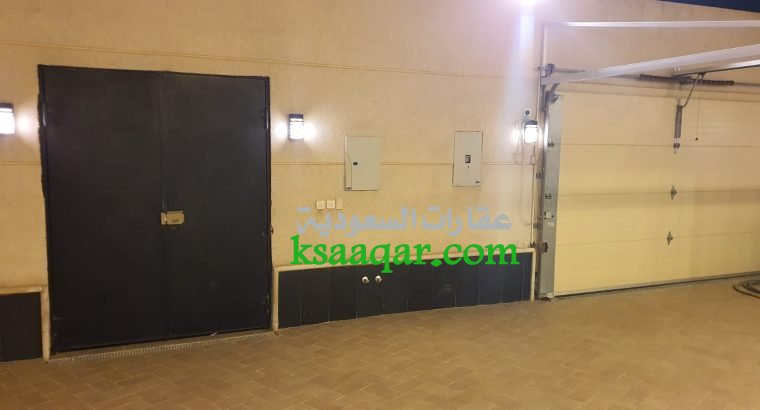 شقة للإيجار بحي الملقا مفروش مؤثثة