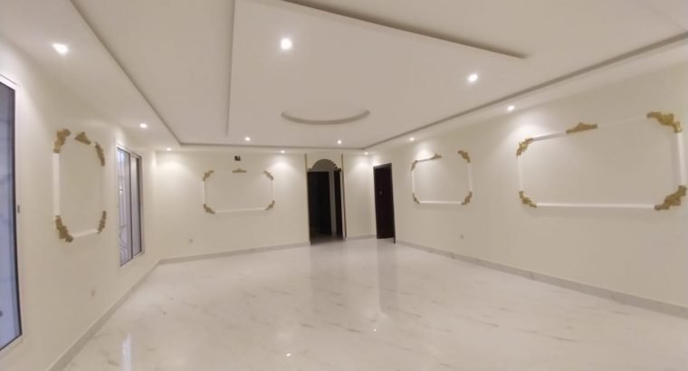 للبيــــــــع فيلا مساحة ٤٥٩ حي الياسمين