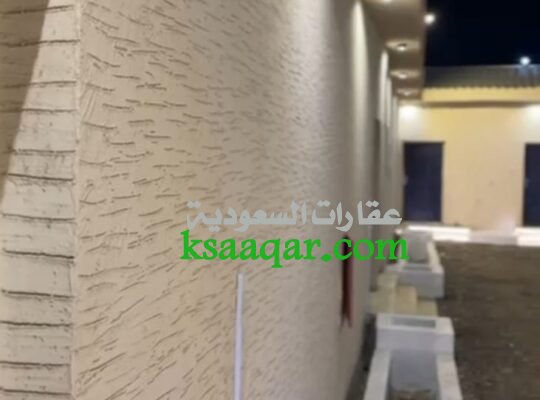 أكبر مجمع سكني للاجار جديد بيش صبيا غرف وشقق