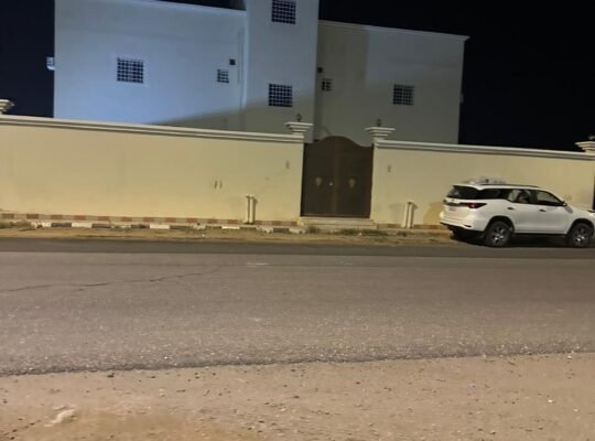 شقه ارضيه للايجار