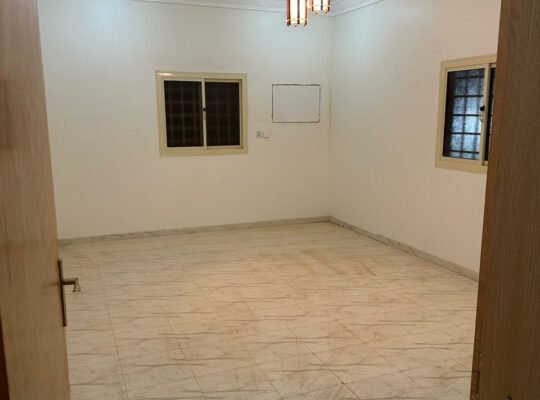 شقه ارضيه للايجار