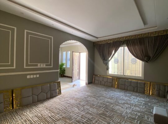 فله دوبلكس مساحة 300