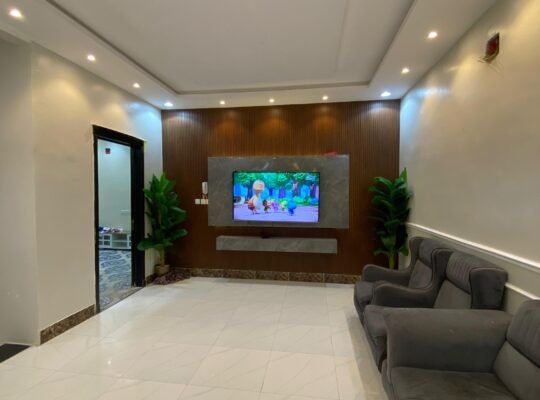 فله دوبلكس مساحة 300