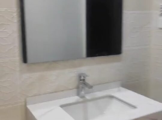 شقه تمليك مساحة 240متر5غرفه 2صاله4حمام