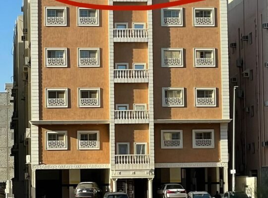 للبيع ملحق تمليك بالاضافة الى شقتين بالبدروم بمخطط البيعة بالطائف