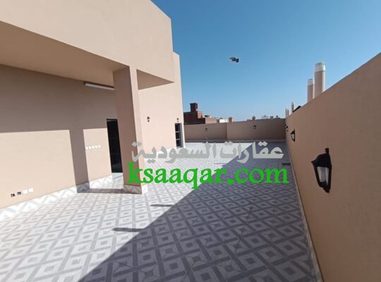 للايجار شقه فاخره جدا ف حي الياقوت جديده