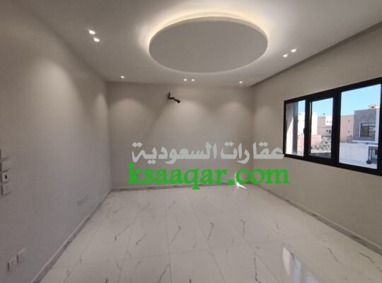 للايجار شقه فاخره جدا ف حي الياقوت جديده