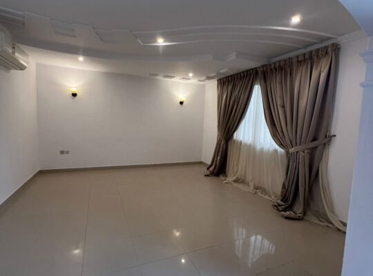 للبيــــــــع فيلا مساحة ٣٤٨ حي الياسمين