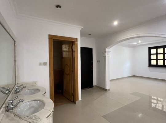 للبيــــــــع فيلا مساحة ٣٤٨ حي الياسمين