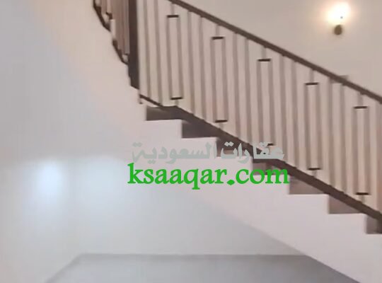 فيلا دوبلكس زاوية للبيع موقع مميز