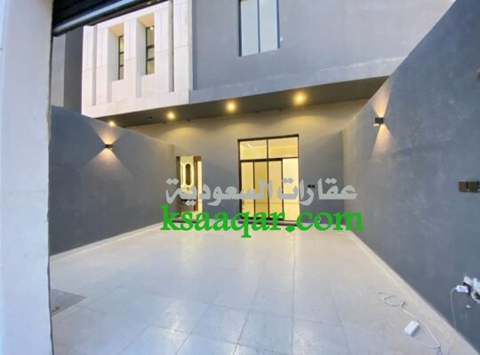 تاون هاوس 300م بحي طويق