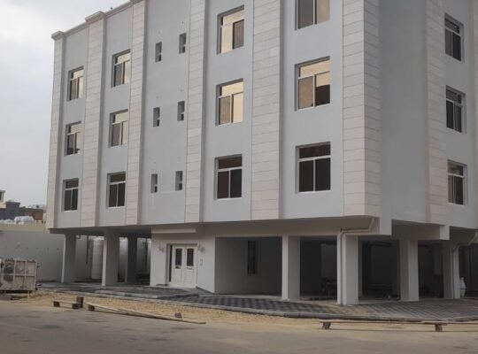 للايجار شقه عوايل بحي الشعله الدمام