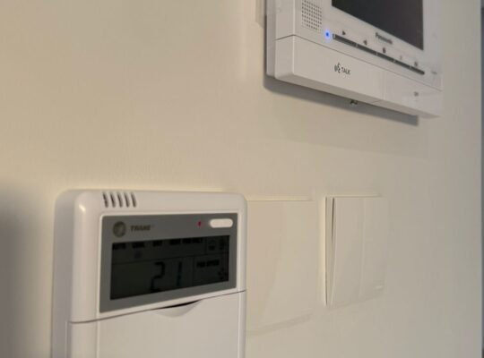 للبيــــــــع فيلا حي العارض