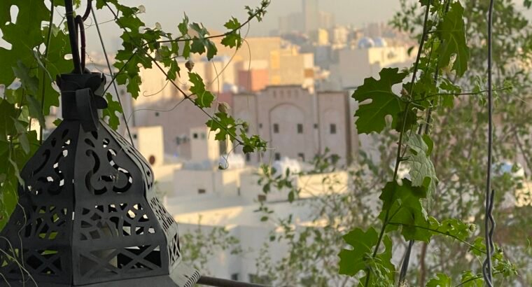 قطعة أرض كبيرة بموقع متميز في مكة المكرمة...