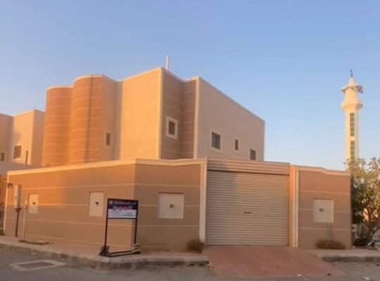 للبيع فله بالبدايع حي البساتين