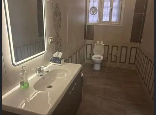 دوبلكس فخم بحديقة خاصة في مصر – تشطيب ألترا سوبر لوكس – جنوب الاكاديمية – التجمع الخامس