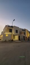 دور مودرن فاخر للبيع